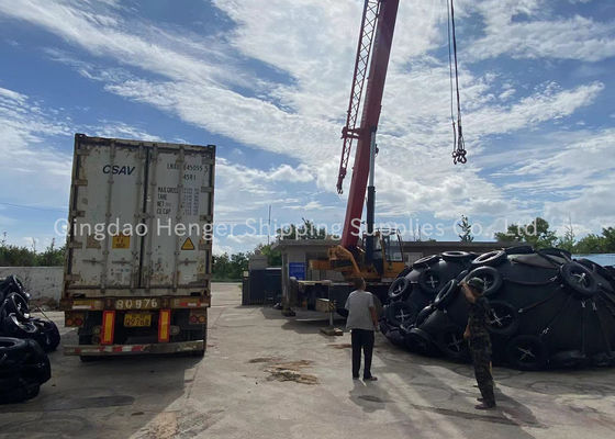 Jakość Łodzie Nadmuchiwane gumowe błotniki z gumowymi kulkami fabryka