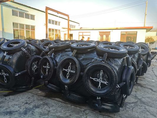 Jakość Poliuretanowy czarny pływający błotnik do łodzi wypełniony pianką morską fabryka