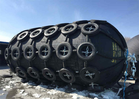 Jakość Natural Rubber Yokohama Type Fender Pneumatyczne OEM ODM dla Offshore fabryka