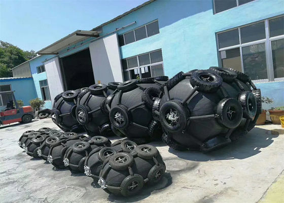 Jakość Statek morski wykorzystujący pneumatyczny gumowy błotnik Spełnia normę ISO 17357 fabryka