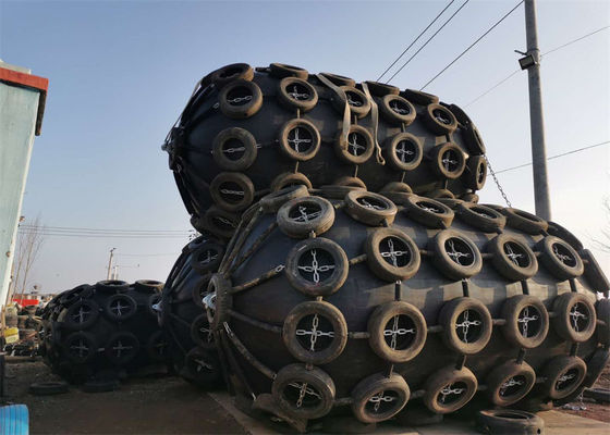 Jakość Pływający morski 3,3 x 6,5 m STS Pneumatyczny gumowy błotnik fabryka