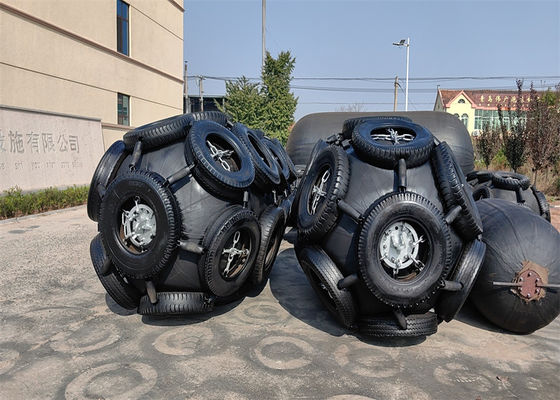 Jakość Yokohama Typ STS STD Pneumatyczny Gumowy Fender Fender Morskie z siecią opon fabryka