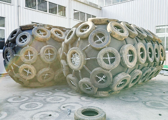 Jakość Pneumatyczny żeglarz morski z naturalnej gumy do przystosowania statków fabryka