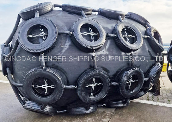 Jakość 3300x6500mm Pneumatyczny gumowy fender ISO17357 Certyfikowany 80Kpa fabryka