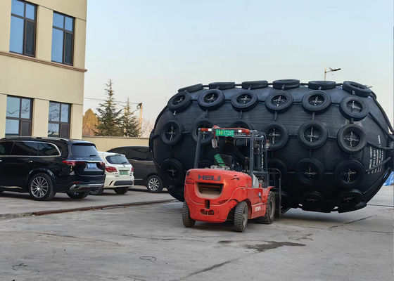 Jakość Świadectwo SGS 50Kpa 80Kpa Yokohama Rubber Pneumatic Fender fabryka