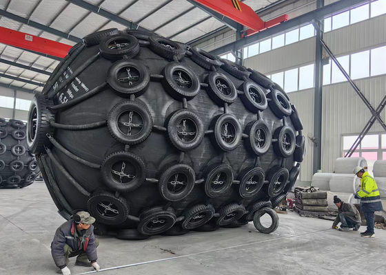 Jakość ISO17357-2014 Standardowy pneumatyczny płynący paska gumowy typu yokohama fabryka