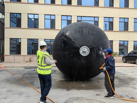 Jakość Wyższa odporność na uderzenia Yokohama Pneumatyczny fender Przy -20-50\u00b0C fabryka