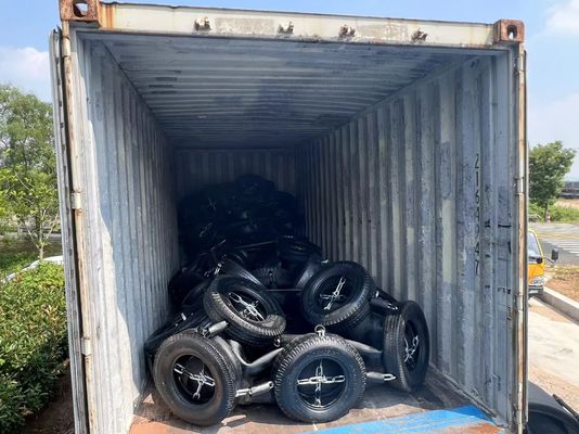 Jakość Statki Sieć / Sling Typy Pneumatyczny Gumowy Fender 50kpa / 80kpa Nadmuchowy fabryka