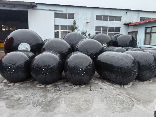Jakość Wysokiej wydajności Czarny Marine Pneumatyczny Fender Dock Pływający fabryka