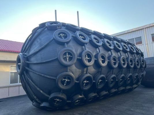 Jakość Świadectwo BV Pneumatyczny gumowy fender o początkowym ciśnieniu wewnętrznym 50Kpa/80Kpa fabryka