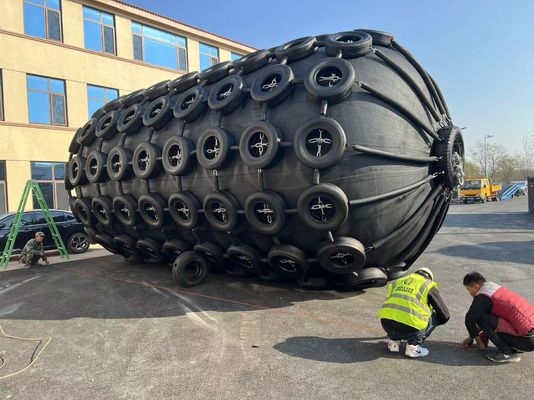 Jakość Rubber Pneumatic Marine Fender Protection for Pressure Situations Fabryka