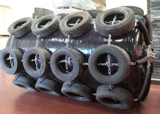 Jakość ISO 17357 Certified EVA Foam Filled Fender with Customizable Density 70-110kg/m³ and 0.5m-4.8m Diameter for Marine Use Fabryka