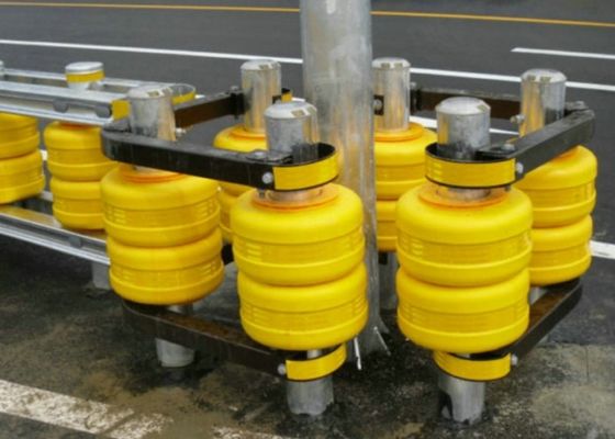 Jakość Materiał ognioodporny Highway Roller Barrier w celu zmniejszenia wypadków drogowych fabryka