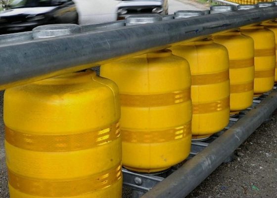 Jakość Bariera ochronna z pianki PU / EVA dla bezpieczeństwa ruchu drogowego dla wypadków drogowych fabryka