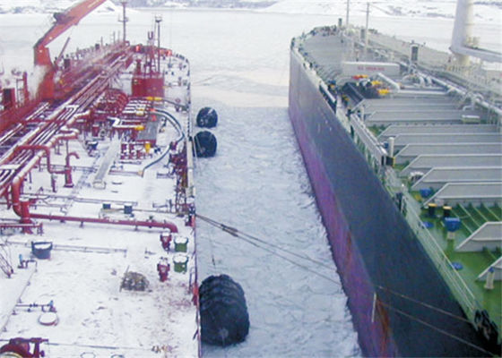 Jakość Pneumatyczny Fender Marine Air Pressure Tire High Pressure 80 KPA Do ochrony statku fabryka