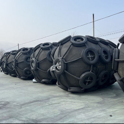 Jakość ISO 17357 Certified Natural Rubber Pneumatic Fender with 50Kpa Working Pressure for Marine Safety Fabryka