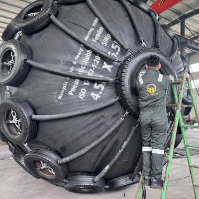 Jakość 50Kpa / 80Kpa Pneumatyczny gumowy fender typu Yokohama fabryka