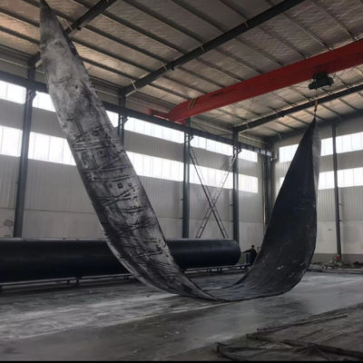 Jakość Chińskie innowacyjne poduszki powietrzne z gumy morskiej     Różnorodne, wydajne i oszczędne rozwiązania dla operacji morskich i przemysłu ciężkiego fabryka