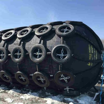 Jakość ISO17357 Pneumatyczny gumowy fender 2,0x3,5 m, klasy morskiej fabryka