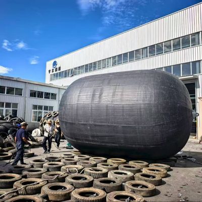 Jakość 50kPa/80kPa Working Pressure Pneumatic Marine Fender with 6-10 Years Lifespan for Ship-to-ship And Ship-to-dock Protection Fabryka