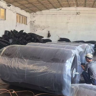 Jakość Fendery bębnowe wypełnione pianą EVA do statków morskich fabryka