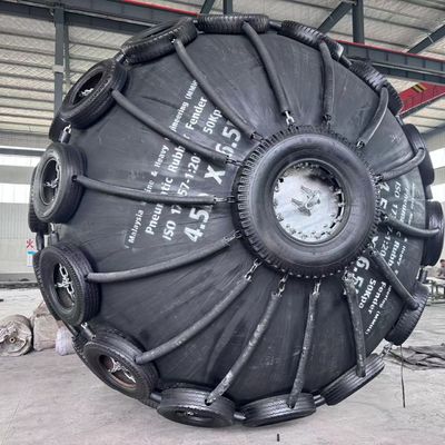 Jakość Initial Internal Pressure 80kpa Marine Fendre Net Type Ideal for Marine Vessel Impact Absorption and Dock Safety Systems fabryka