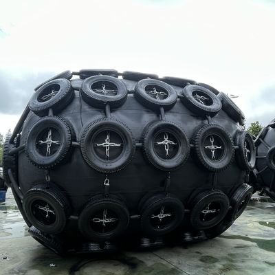 Jakość Łańcuch opon sieciowych 50Kpa 80Kpa Gumowy skrzyp idealny do żeglugi handlowej i doków oferujących błysk uderzeniowy fabryka