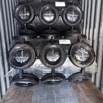 Jakość Customized Design Foam Filled Fender with 1 M~12 M Length and 0.5 M~4.8 M Diameter for Marine Applications fabryka