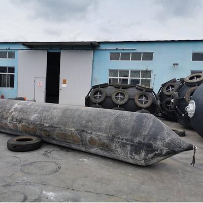 Jakość Poduszka powietrzna z gumy morskiej z certyfikatem BV/CCS/ABS/LR - Czarna, długość 4-24m fabryka