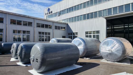 Jakość Błotnik wypełniony pianką o wysokiej zdolności absorpcji energii, dostosowana wysokość, czarny, standardowy, wytrzymały błotnik ochronny dla statków fabryka