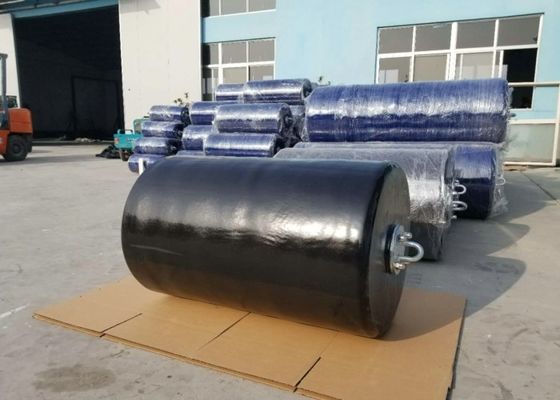 Jakość Hot Dip Galvanized Foam Filled Fender with 10 Years Using Life and High Energy Absorption for Marine Safety fabryka