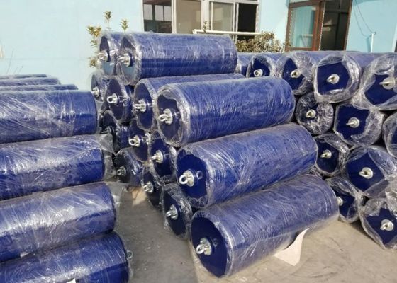 Jakość Hot Dip Galvanized Foam Filled Fender with 10 Years Using Life and High Energy Absorption for Marine Safety fabryka