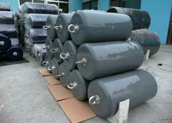 Jakość Hot Dip Galvanized Foam Filled Fender with 10 Years Using Life and High Energy Absorption for Marine Safety fabryka