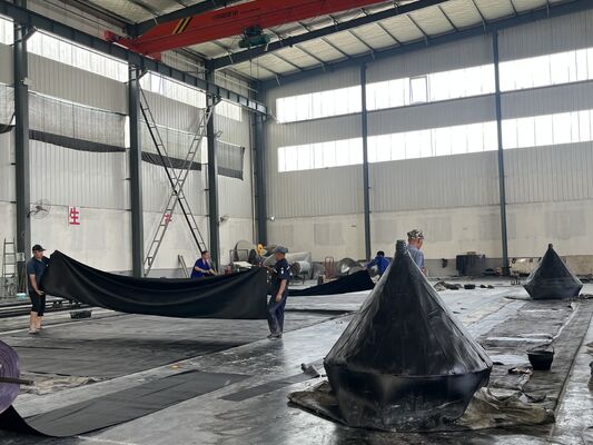 Jakość Marine Rubber Airbag with High Grip Surface Pattern for Stable Shipyard Positioning in 0.8-3 M Diameter and 4-25 M Length Fabryka