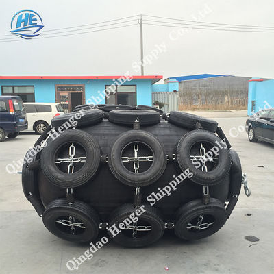 Jakość Nadmuchiwany błotnik D1,5 × L3m Yokohama Pneumatyczny gumowy błotnik do dokowania statku / gumowy błotnik / neumatyczny błotnik fabryka