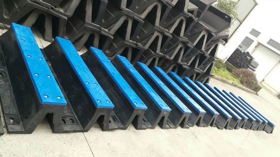 Jakość H200 * L800 Morski gumowy błotnik Błotnik typu V na statek 2 lata gwarancji fabryka