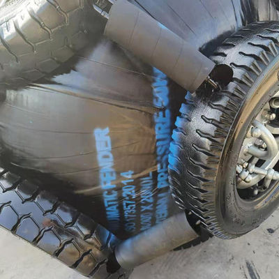 Jakość Gumowy błotnik typu łodzi Pływające nadmuchiwane gumowe błotniki morskie fabryka