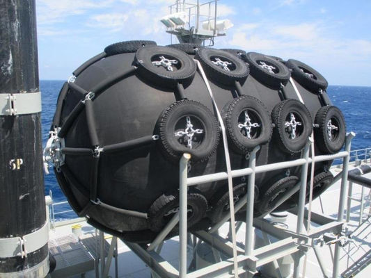 Jakość 50KPA / 80KPA Marine Gumowy błotnik ISO Yokohama Błotniki fabryka