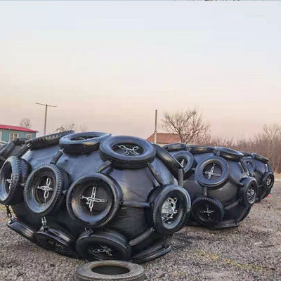 Jakość Dostosowany pneumatyczny odbijacz gumowy z dostępnymi rozmiarami 0,3-4,8 m oraz ciśnieniem 50 kPa i 80 kPa do zastosowań jako odbojnica statkowa fabryka