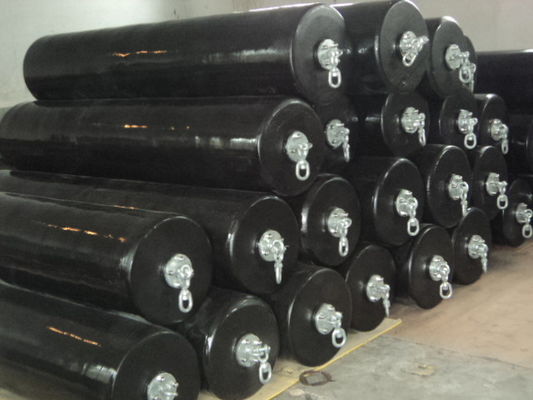 Jakość Zamówiony fender wypełniony pianą o średnicy 0,5-4,8 m i długości 1-12 m do zastosowań morskich fabryka