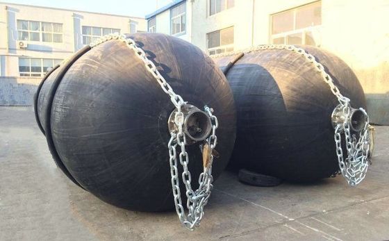 Jakość Morska łódź nadmuchiwana Hydropneumatyczny błotnik Gumowy nadmuchiwany błotnik pływający fabryka