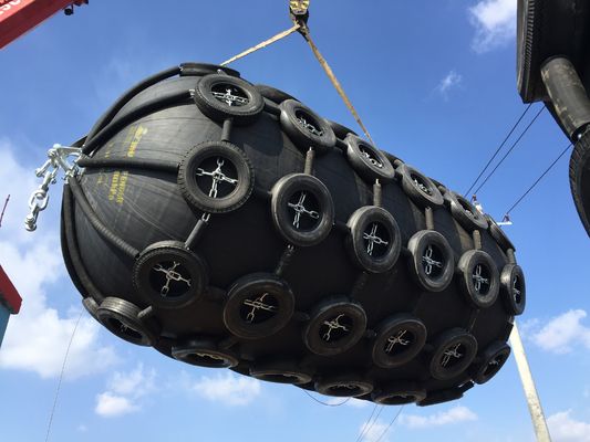 Jakość Żebrowane zderzaki narożne z gumy morskiej Yokohama Marine Dock fabryka
