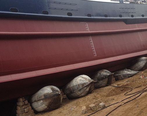 Jakość Wysokociśnieniowa gumowa poduszka powietrzna 0,8 * 15 m 5-14 warstw fabryka