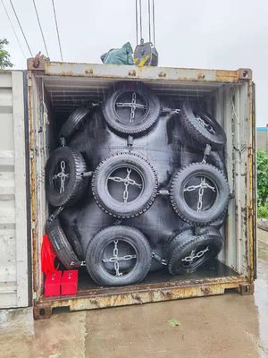 Jakość Certyfikacja Ccs Pneumatyczny gumowy błotnik typu żebra typu błotnik i typ liny siatkowej fabryka