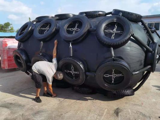 Jakość Dia 0,5m-4,5m 50KPA Pneumatyczny gumowy błotnik Międzynarodowa certyfikacja fabryka