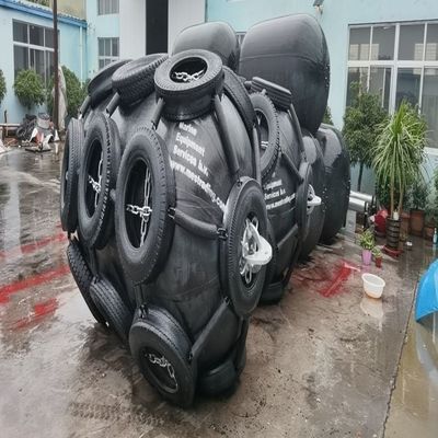 Jakość 50kpa Yokohama Pneumatyczny błotnik antykolizyjny Pneumatyczny gumowy błotnik fabryka