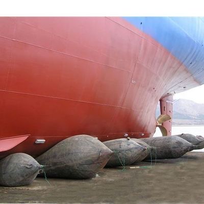 Jakość Certyfikat ISO 14409:2011 Statek o średnicy 1800 mm wystrzeliwujący poduszki powietrzne o żywotności od 6 do 10 lat do zastosowań morskich fabryka