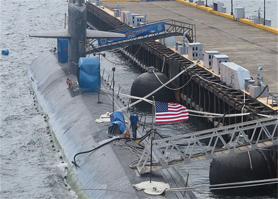 Jakość 50Kpa 80Kpa Hydropneumatyczna łódź podwodna Gumowy błotnik typu zawiesia dokującego fabryka