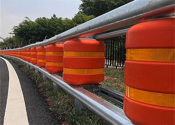 Jakość EVA Wypełnione Eco Material Safety Roller Barrier Absorpcja energii Roller Guard Rails fabryka