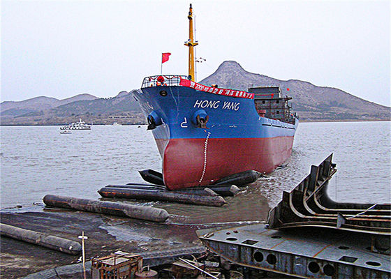 Jakość Marine Rubber Airbag with Anti Static Discharge Valve for Flammable Cargo Areas, 0.8-3 M Diameter and 4-25 M Length fabryka